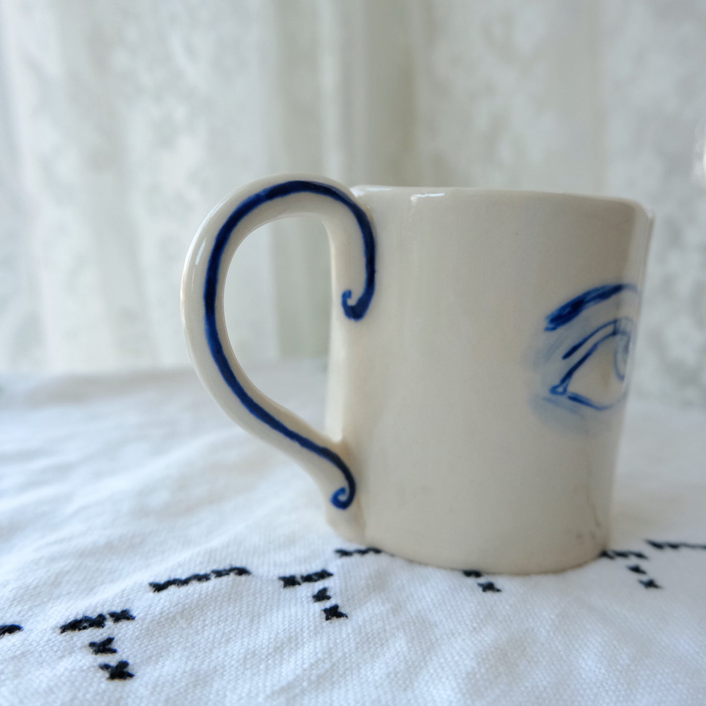 Lover’s Eye Teacup