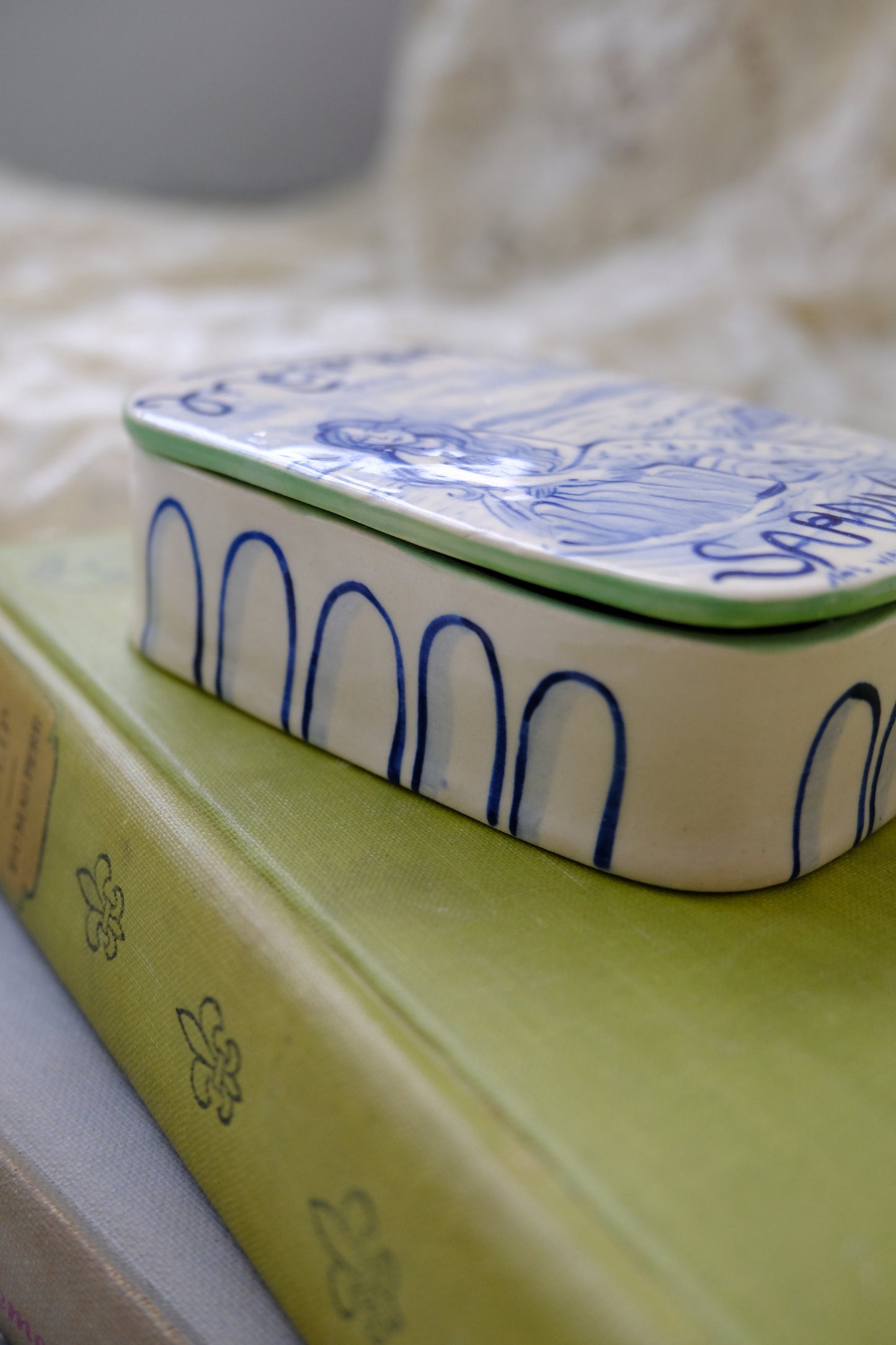 Sleepy Siren Sardine Jewelry Box