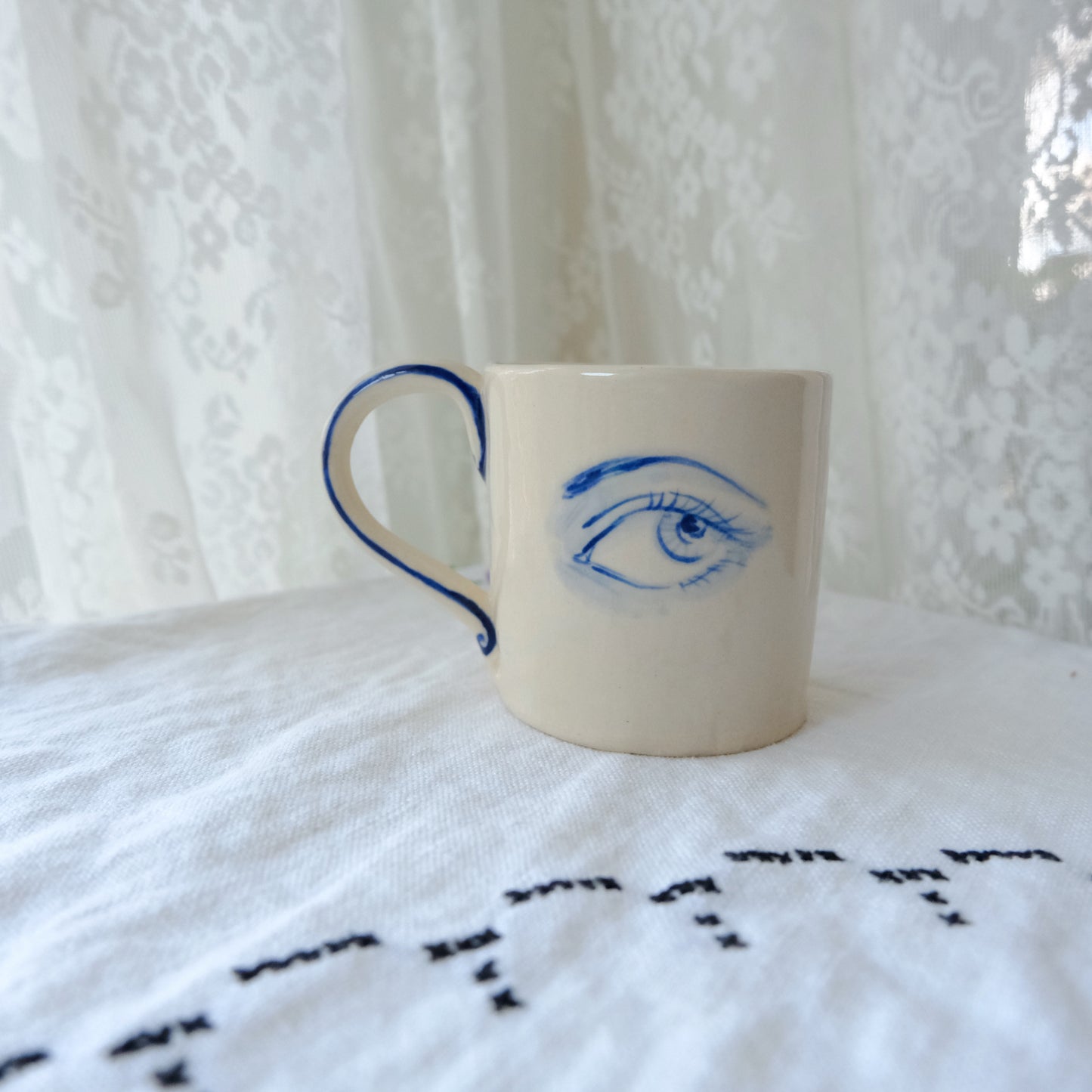 Lover’s Eye Teacup