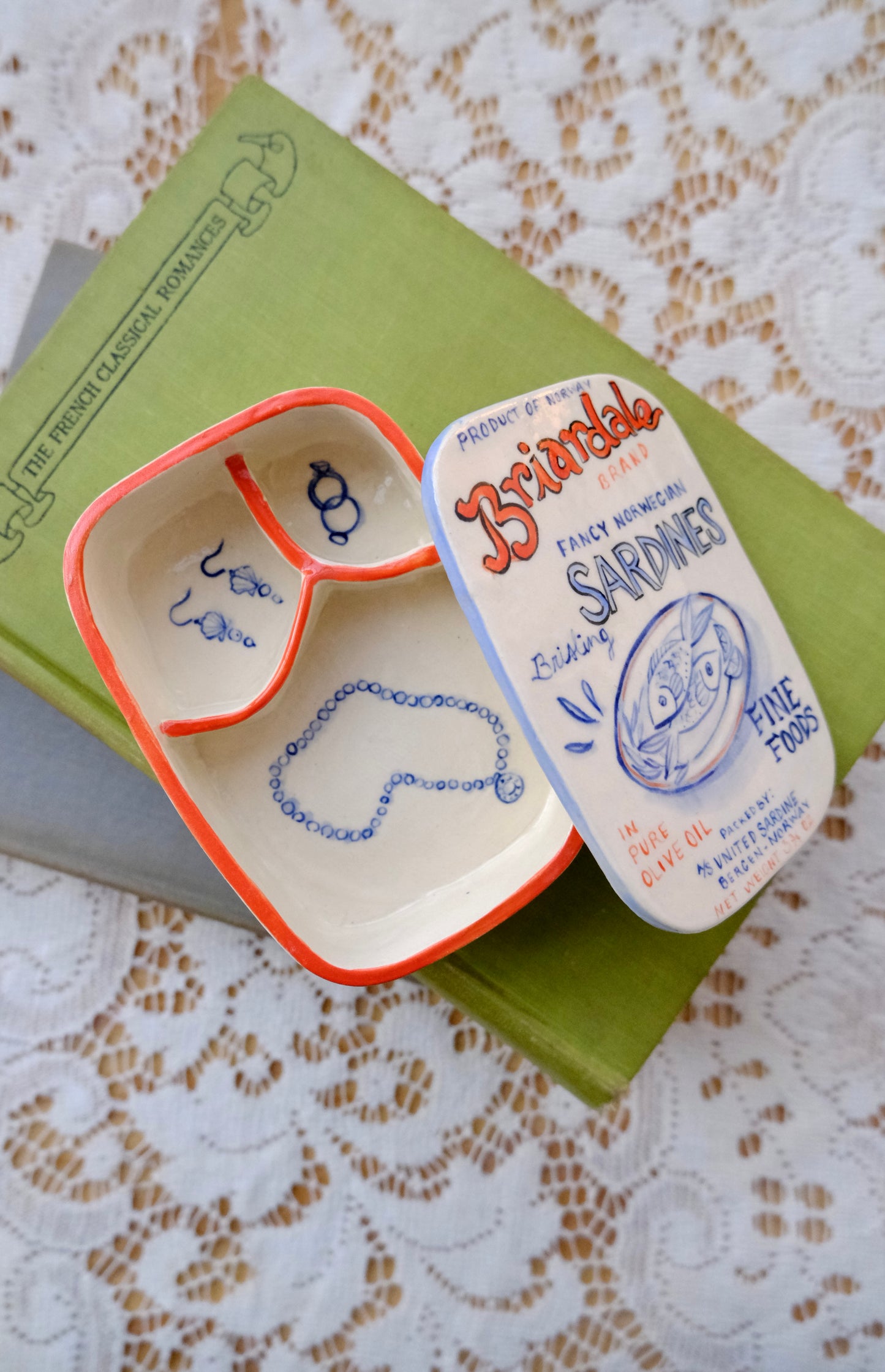 Briardale Sardine Jewelry Box
