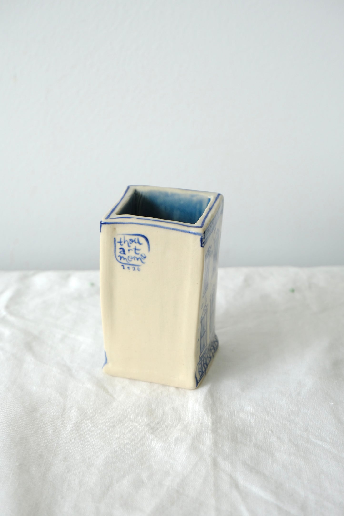 Mini Apartment Vase
