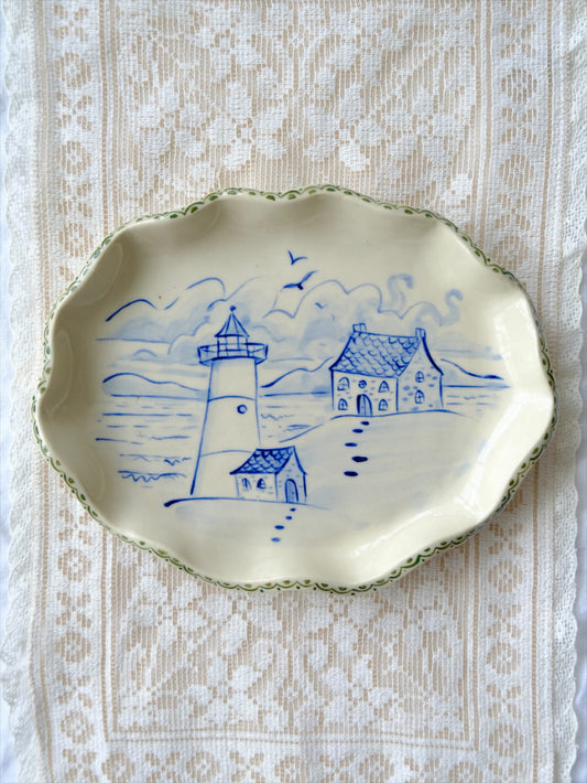 Lighthouse on a Hill Plate