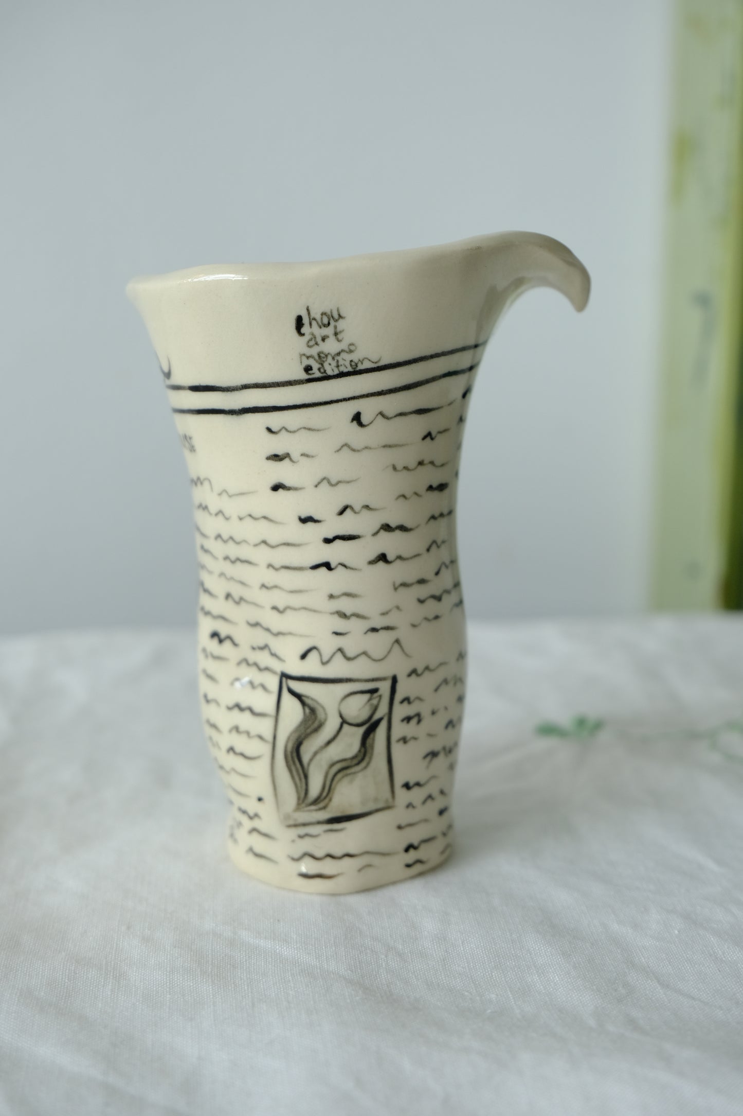 Le News Mini Vase